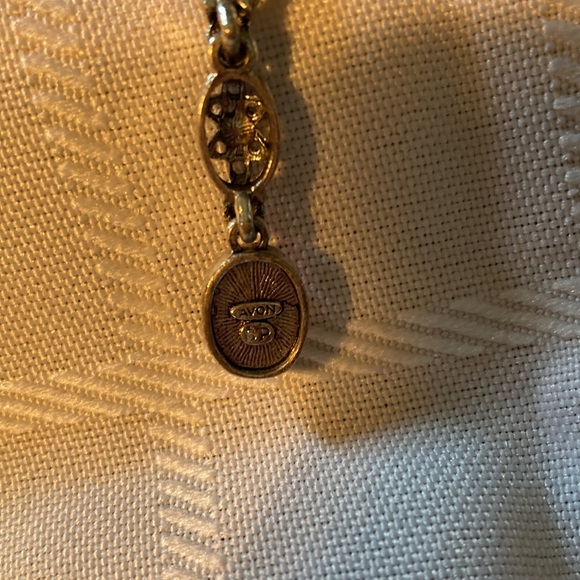 Stunning Vintage Avon Silverplate and Amethyst Lariat Necklace & Earrings - Picture 4 of 4